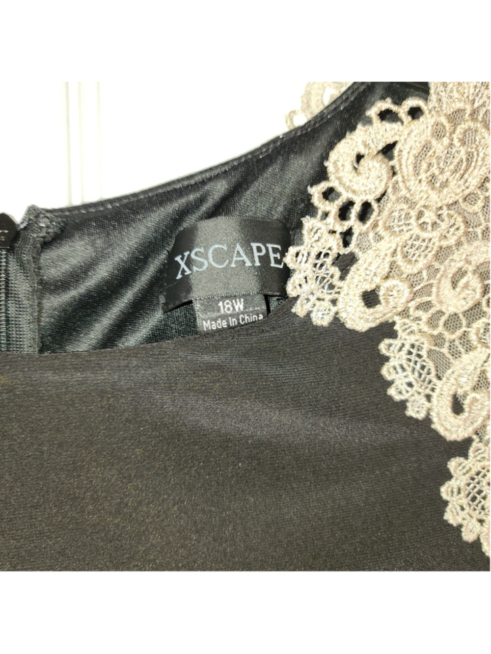 Women's Xscape Black and Beige Lace Dress - formal, size 18W - Picture 2 of 6